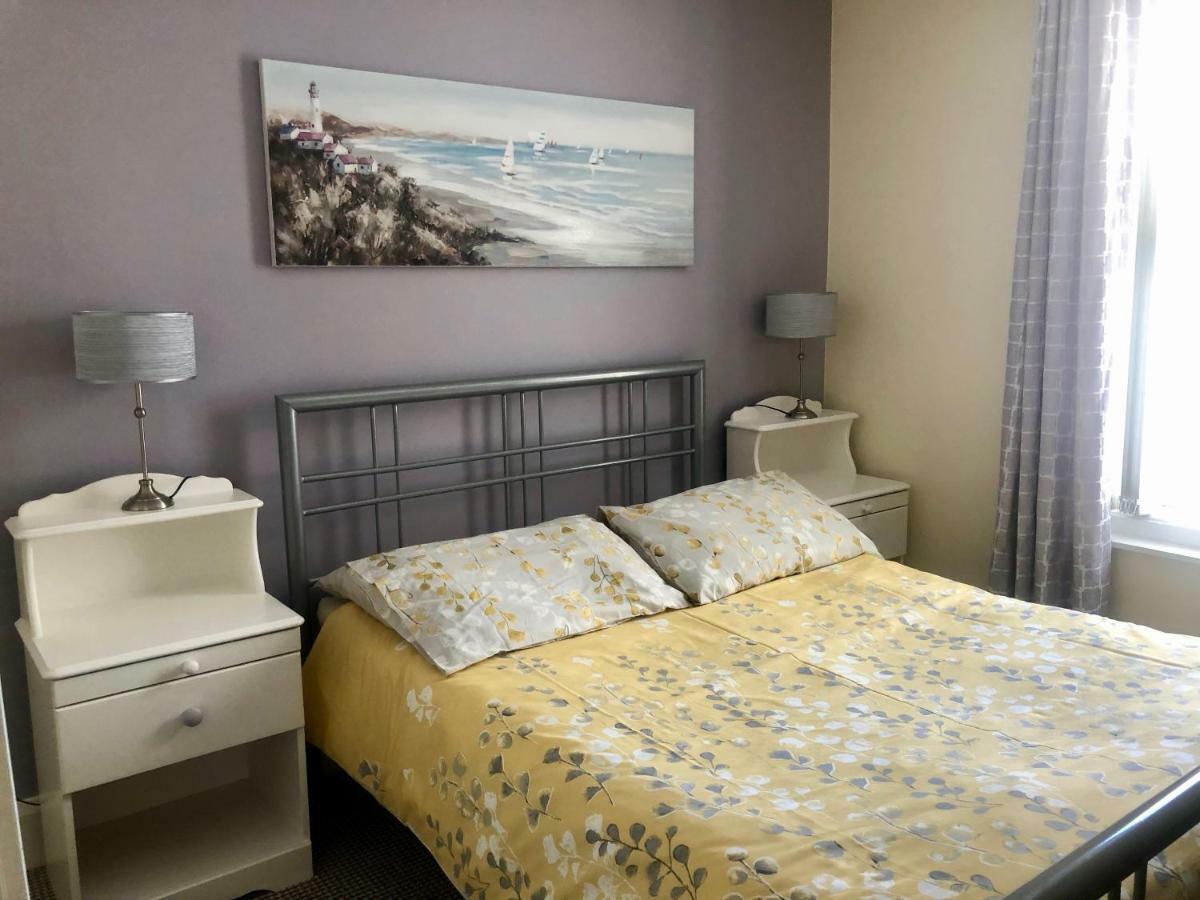 Princess St Apartments Portrush Exterior foto